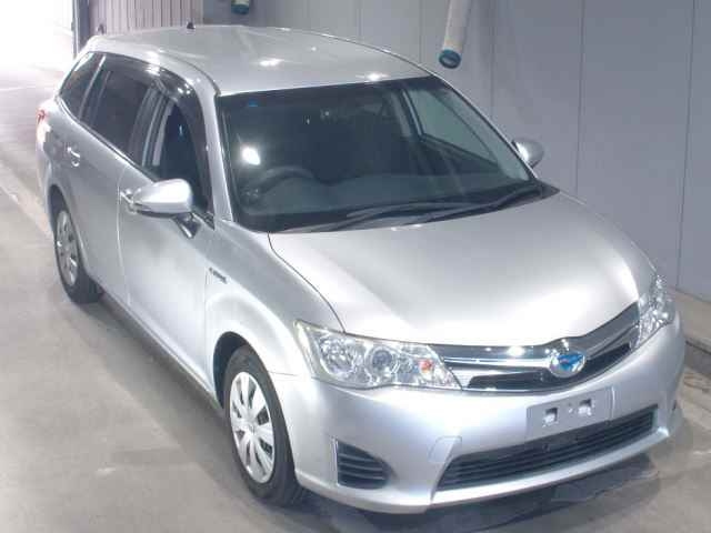 TOYOTA COROLLA FIELDER 2013