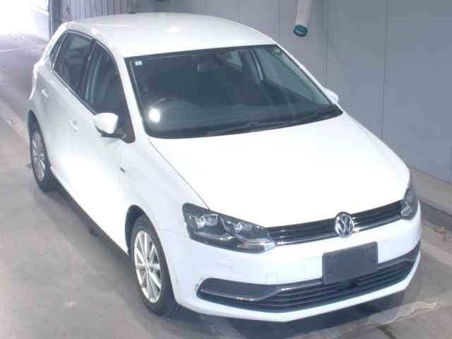 VOLKSWAGEN POLO 2015