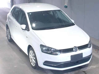 VOLKSWAGEN POLO 2015