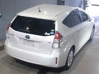 TOYOTA PRIUS ALPHA 2020