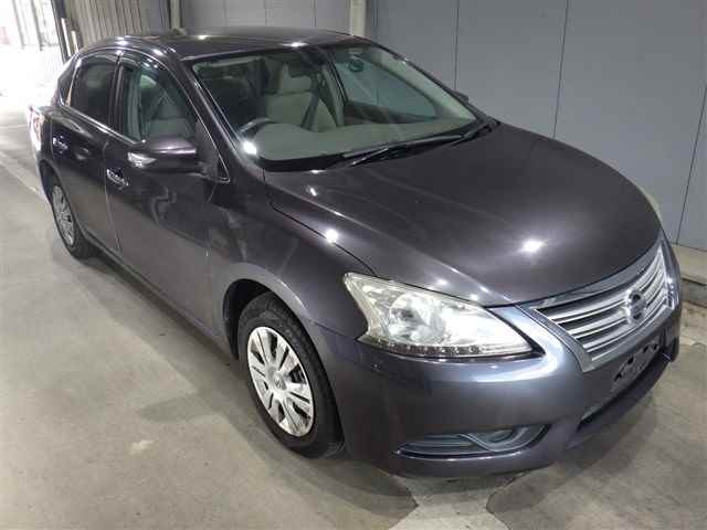 NISSAN SYLPHY 2016