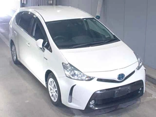TOYOTA PRIUS ALPHA 2020