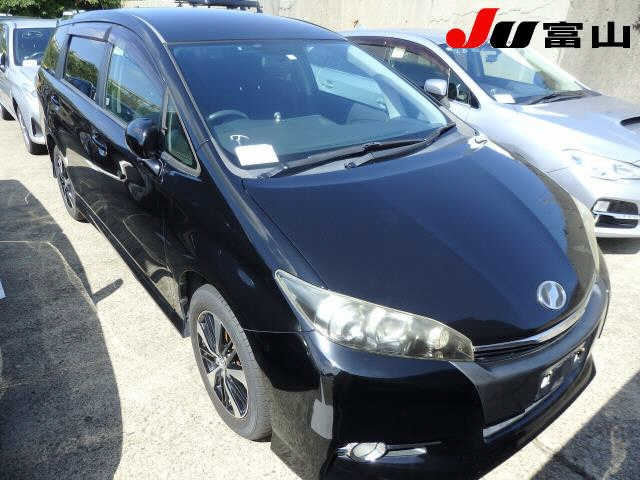 TOYOTA WISH 2012