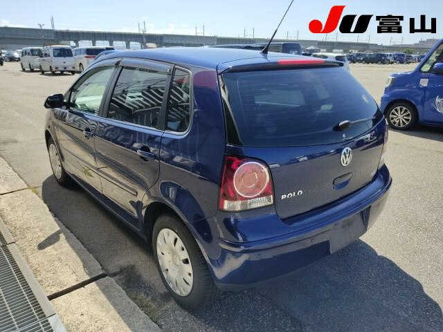 VOLKSWAGEN POLO 2008