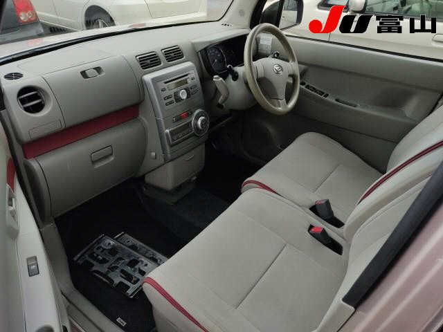 DAIHATSU MOVE CONTE 2011