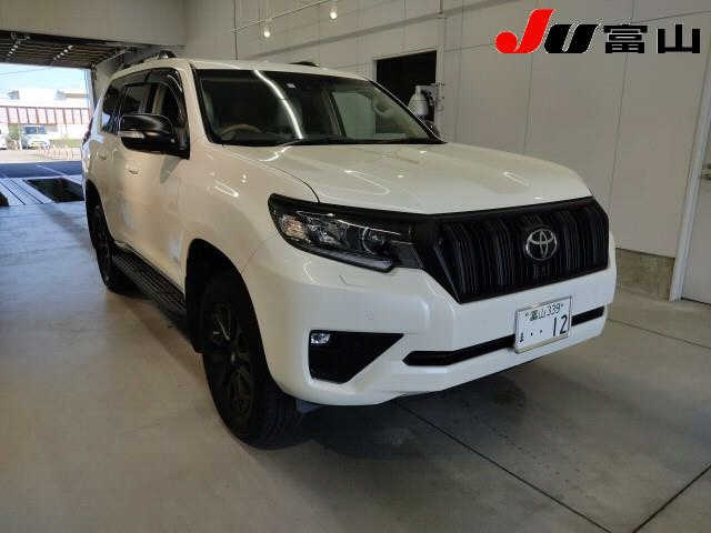 TOYOTA LAND CRUISER PRADO 2023