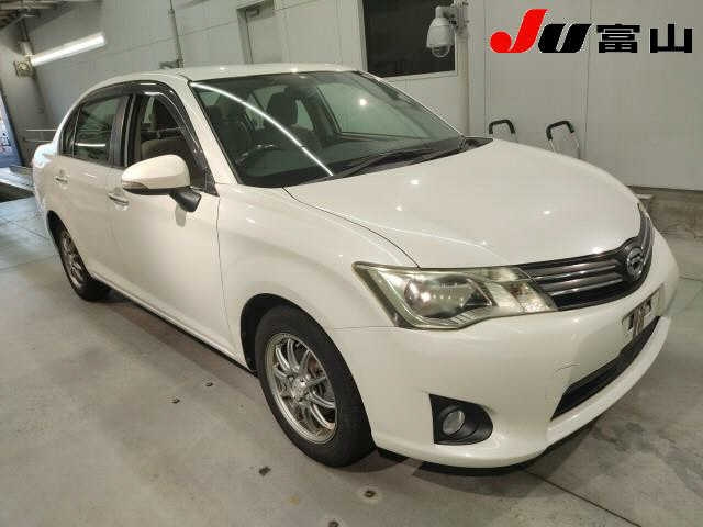 TOYOTA COROLLA AXIO 2013