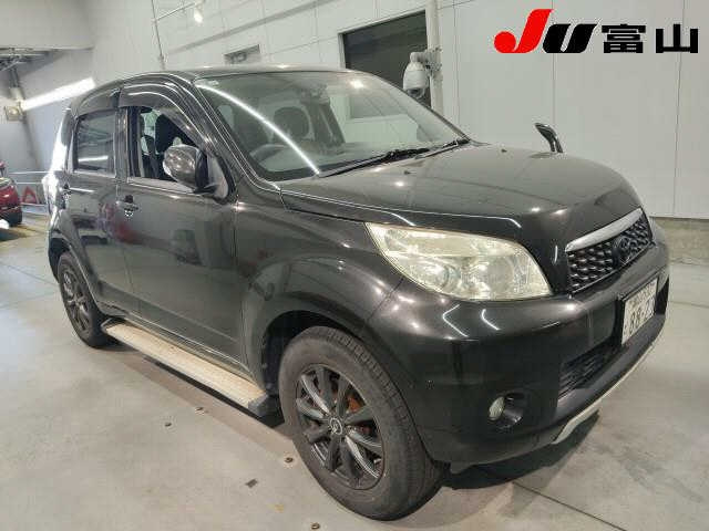 TOYOTA RUSH 2013