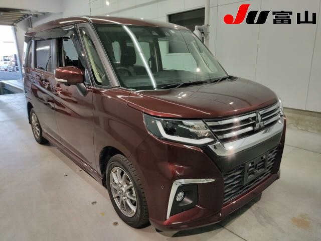 MITSUBISHI DELICA D2 2021