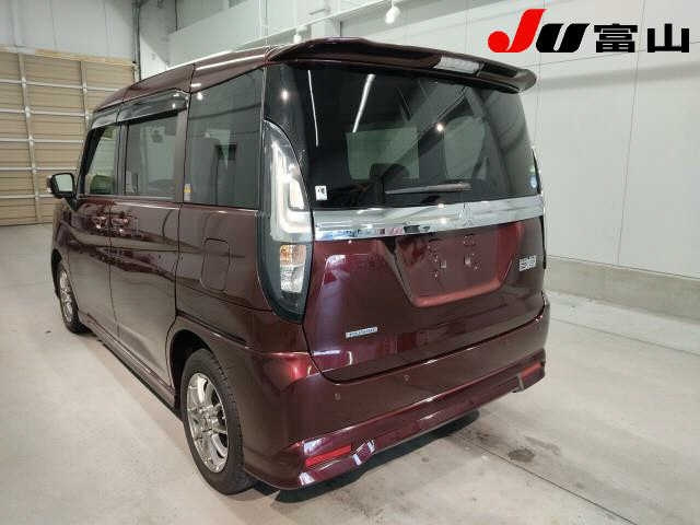 MITSUBISHI DELICA D2 2021