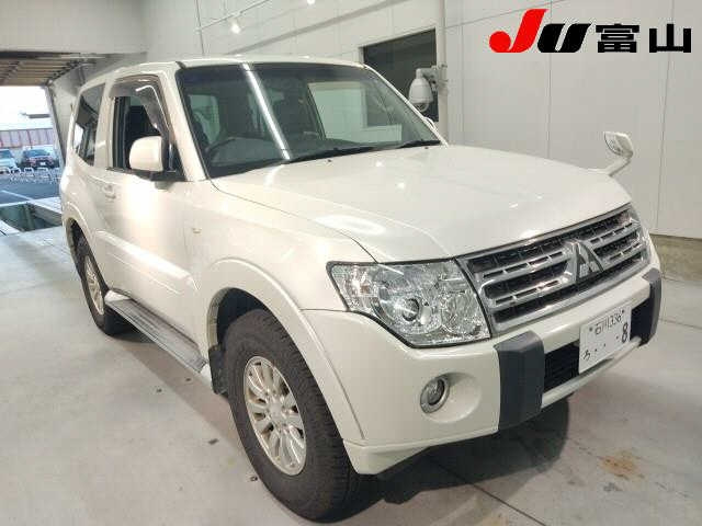 MITSUBISHI PAJERO 2010