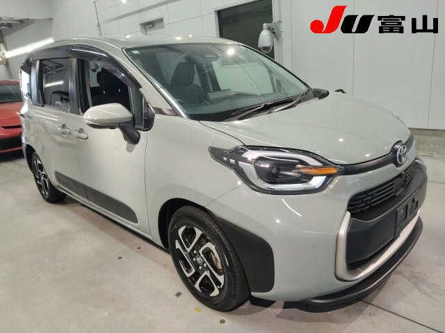 TOYOTA SIENTA 2023