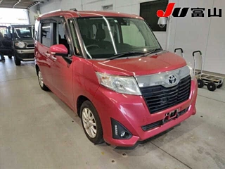 TOYOTA ROOMY 2016