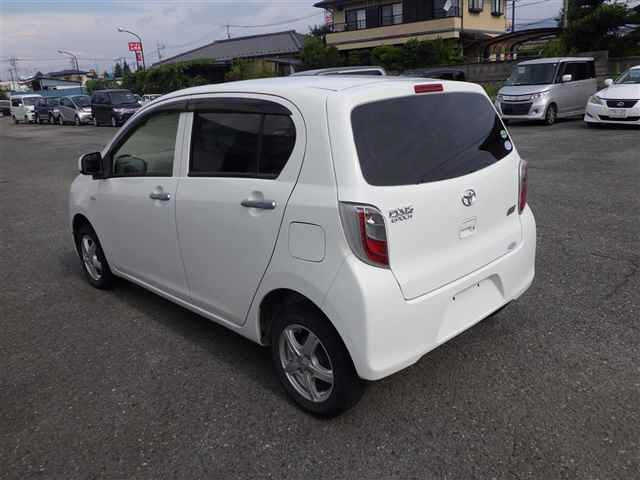 TOYOTA PIXIS EPOCH 2012