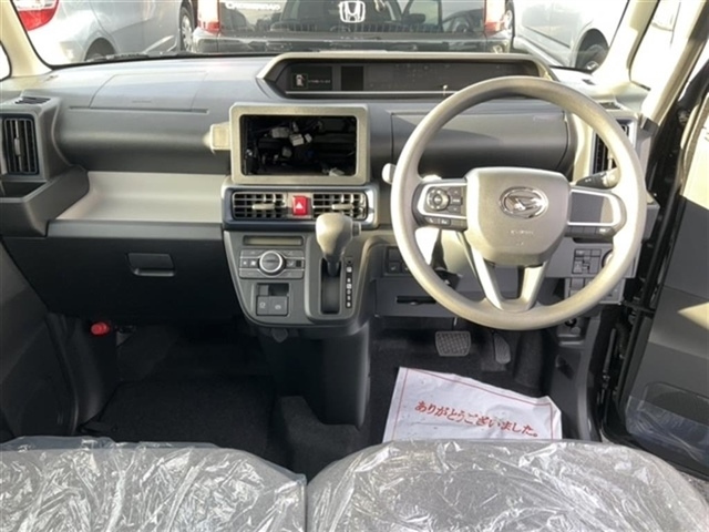 DAIHATSU TANTO 2025