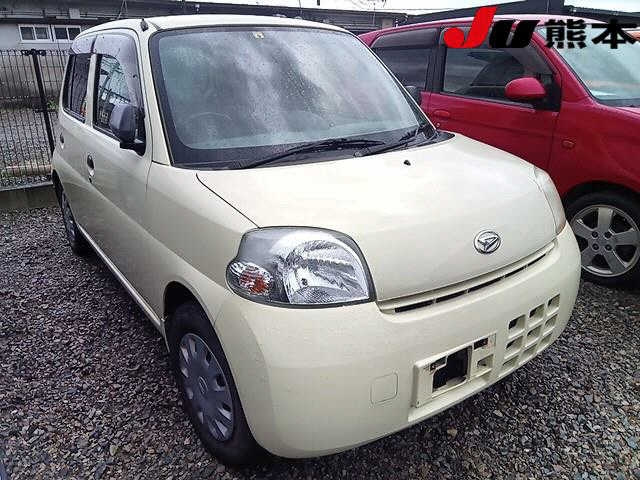 DAIHATSU ESSE 2010