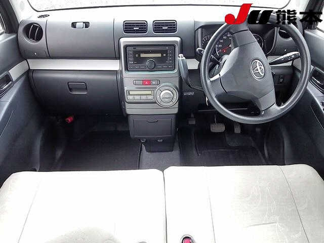 TOYOTA PIXIS SPACE 2013