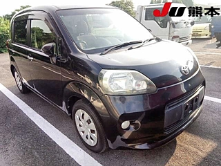 TOYOTA PORTE 2013