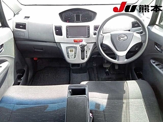 DAIHATSU MOVE 2011