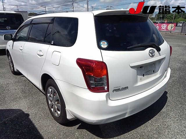 TOYOTA COROLLA FIELDER 2010