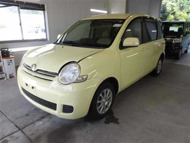 TOYOTA SIENTA 2008