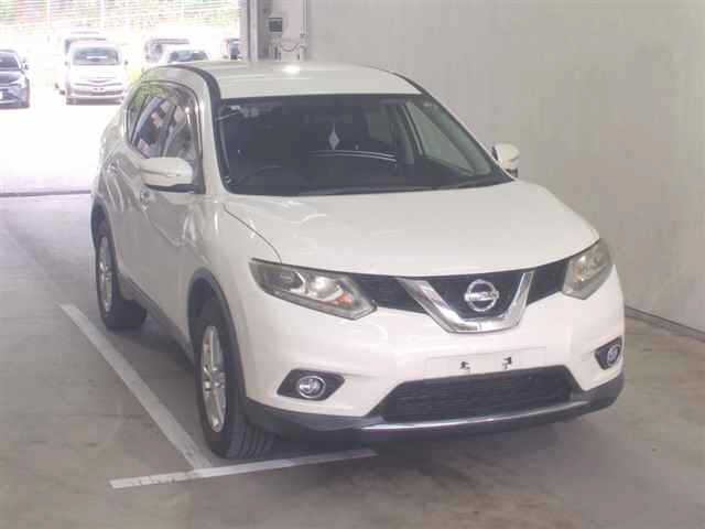 NISSAN X-TRAIL 2014