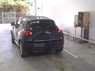 NISSAN JUKE 2011