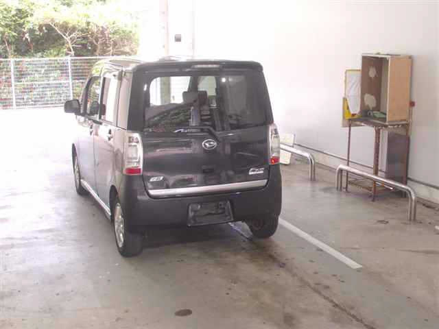DAIHATSU TANTO 2012