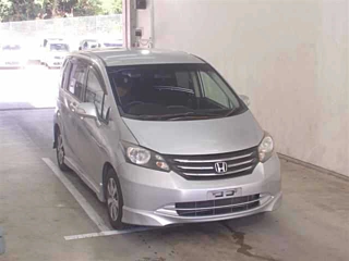 HONDA FREED 2010