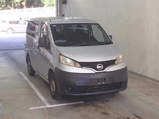 NISSAN NV200 2015