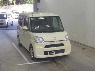 DAIHATSU TANTO 2014