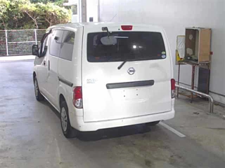 NISSAN NV200 2015