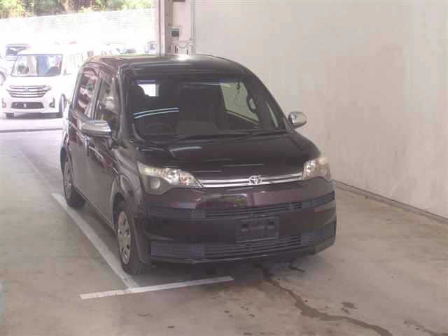 TOYOTA SPADE 2015