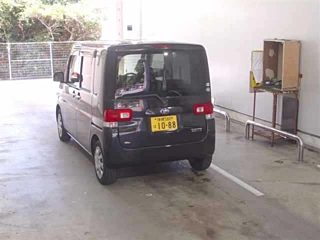 DAIHATSU TANTO 2011