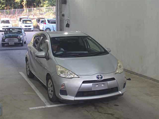 TOYOTA AQUA 2012