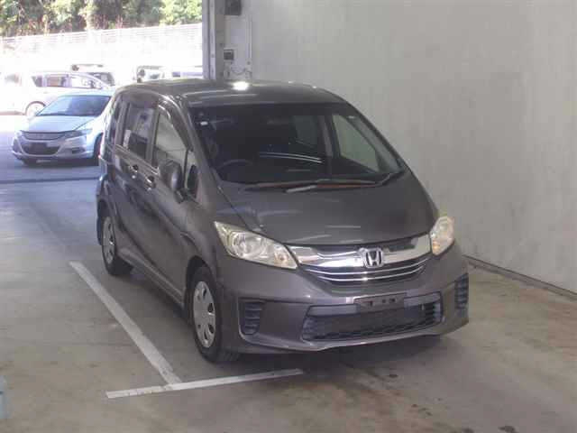 HONDA FREED 2014