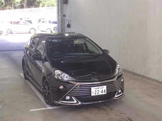 TOYOTA AQUA 2016