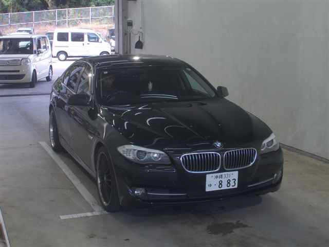 BMW 5 SERIES 2013