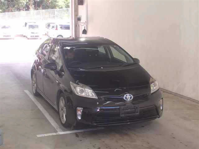 TOYOTA PRIUS 2012