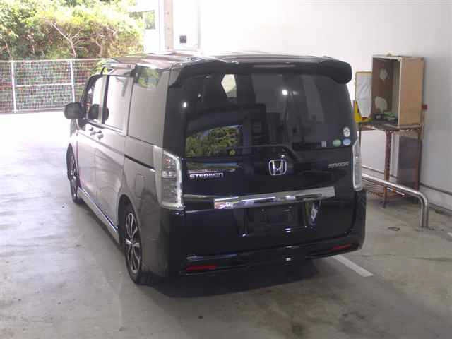 HONDA STEP WAGON 2014