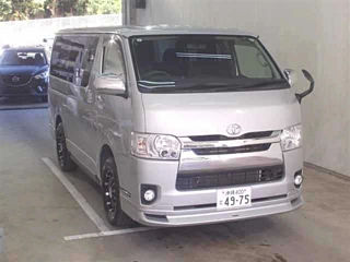 TOYOTA HIACE VAN 2017