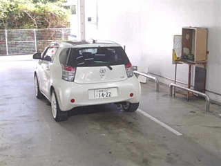 TOYOTA IQ 2011