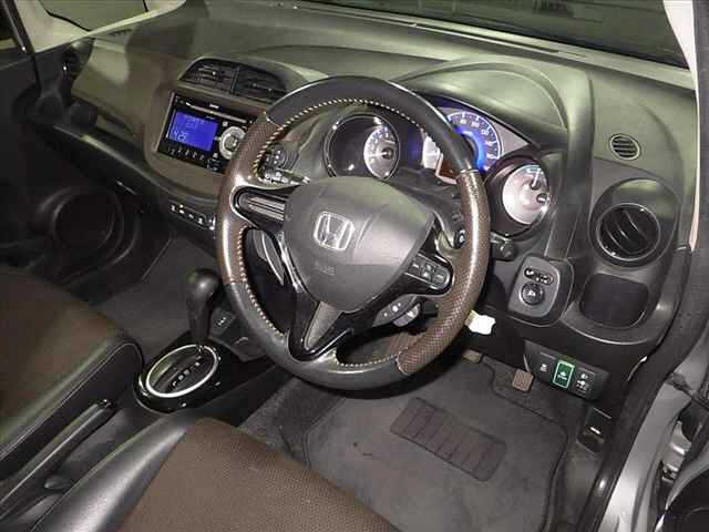 HONDA FIT SHUTTLE 2013