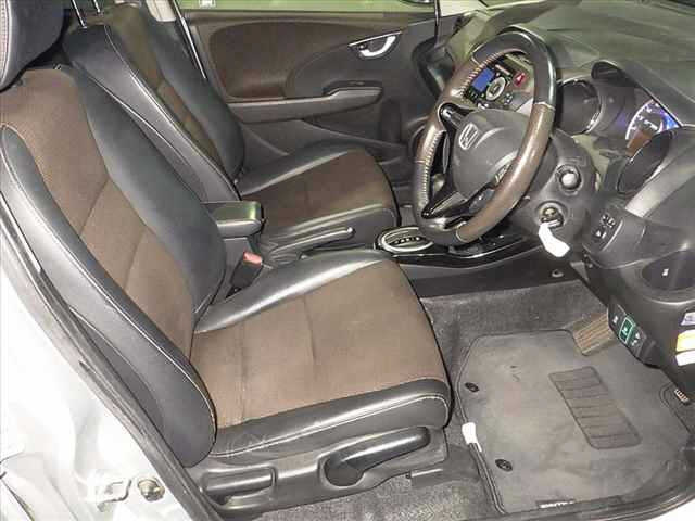 HONDA FIT SHUTTLE 2013