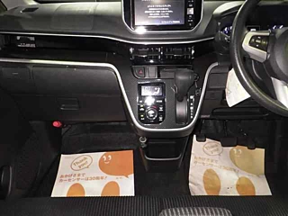 DAIHATSU MOVE 2017