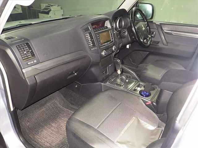 MITSUBISHI PAJERO 2009