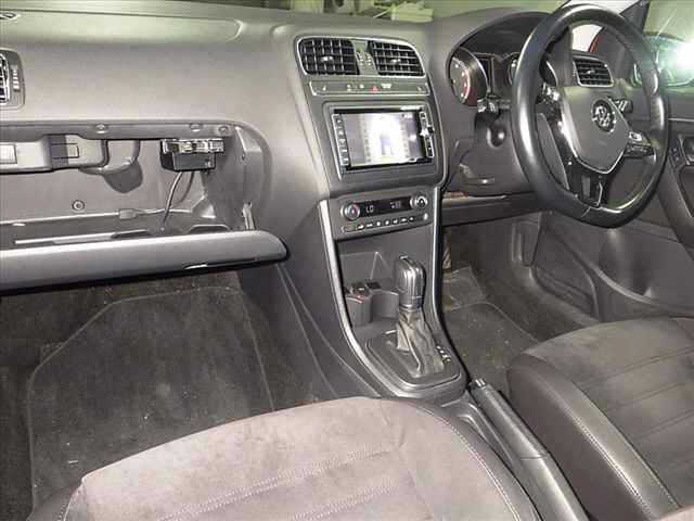 VOLKSWAGEN POLO 2017