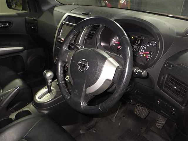 NISSAN X-TRAIL 2013