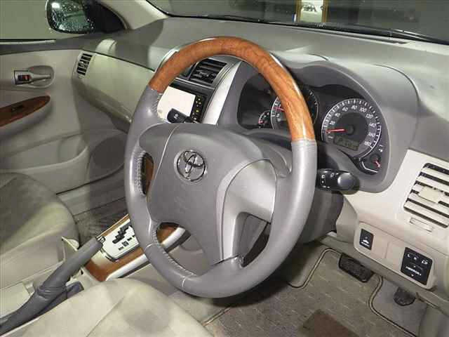 TOYOTA COROLLA AXIO 2012