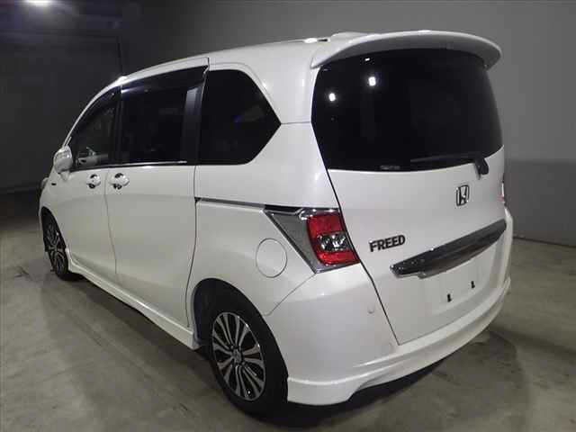 HONDA FREED 2014